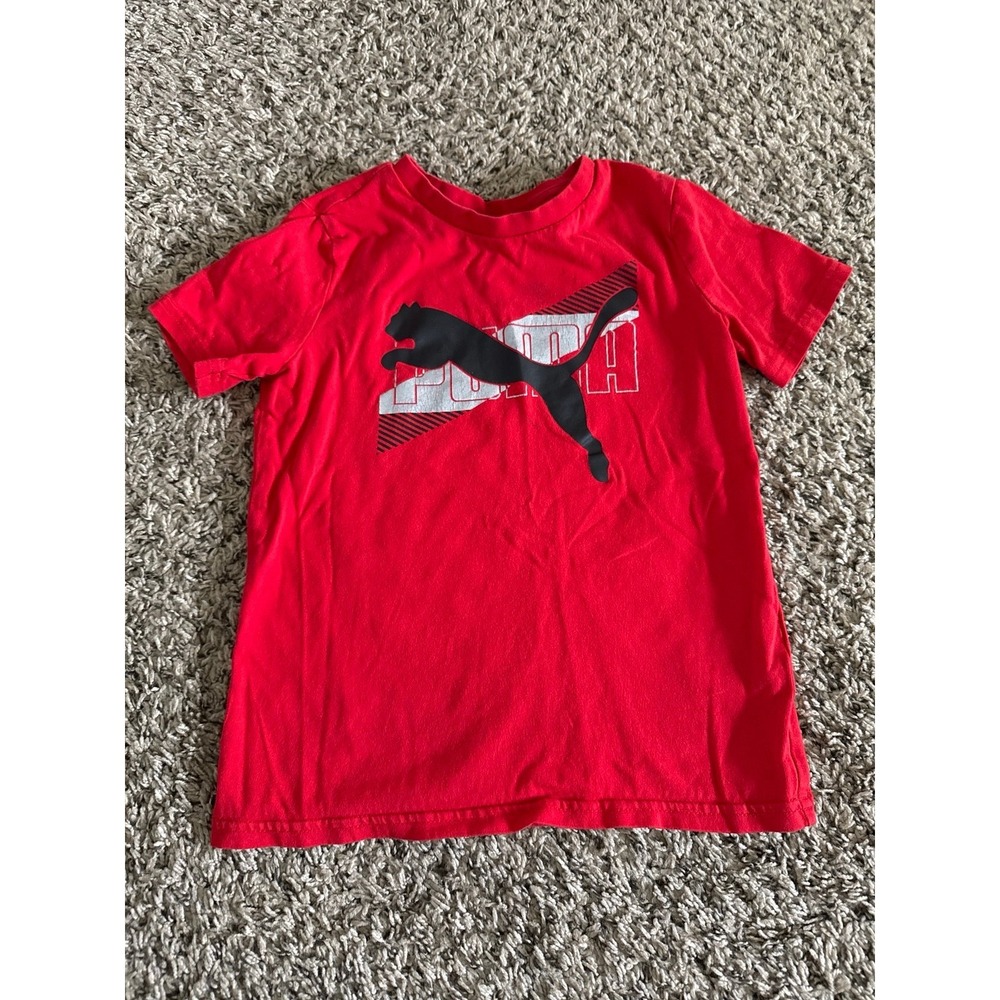 Puma Boys Red "Puma" Short‎ sleeve tee size XS (4/5)